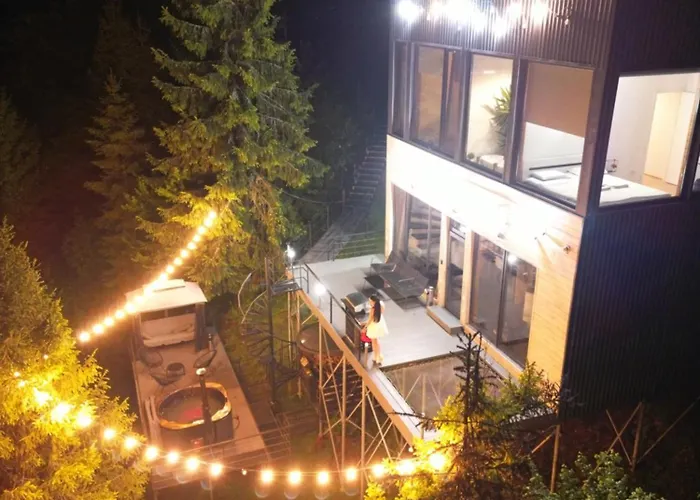 בקתה Forest Hub
