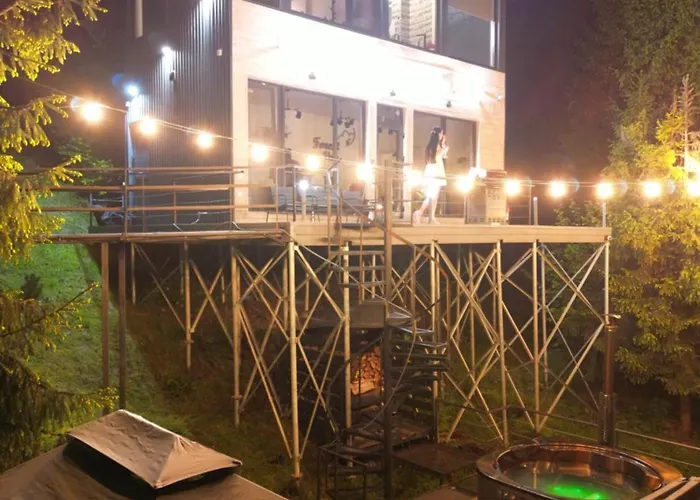 בקתה Forest Hub