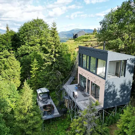Forest Hub Chalet