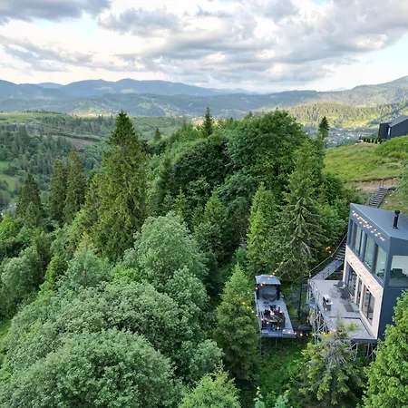 Forest Hub Chalet