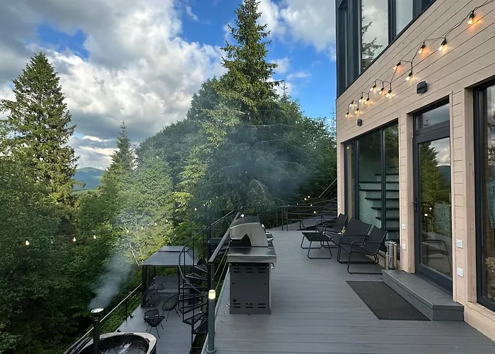 木屋 Forest Hub 斯拉夫西克