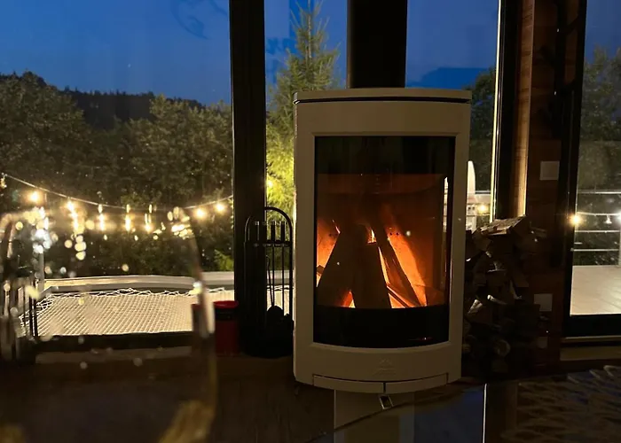 Forest Hub 木屋 斯拉夫西克